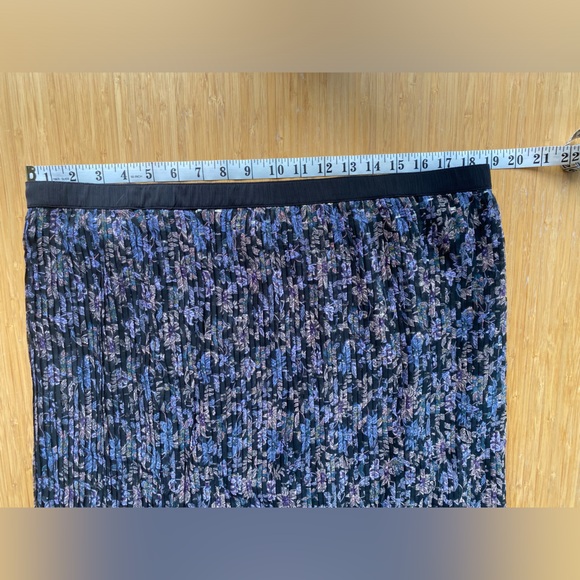 Matilda Jane/Good Hart pleated skirt - Picture 3 of 9